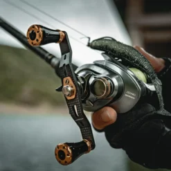 Gomexus 95mm Carbon Swept Handle With 20mm Aluminium Knob -Angebote Daiwa Store DCS95A20BKGDr 3